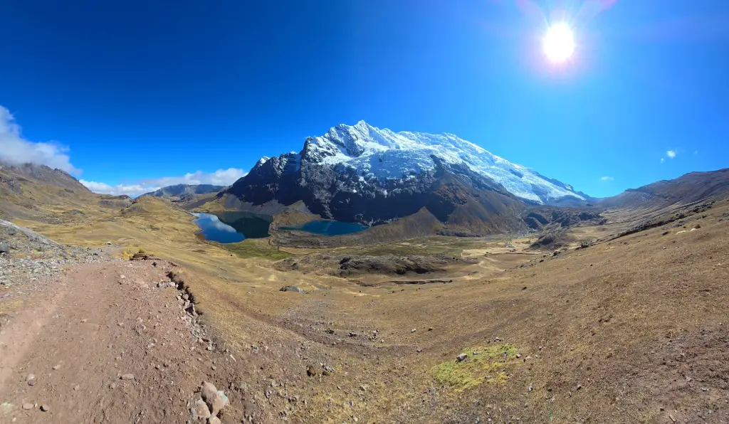 7 Lakes Hike in Ausangate